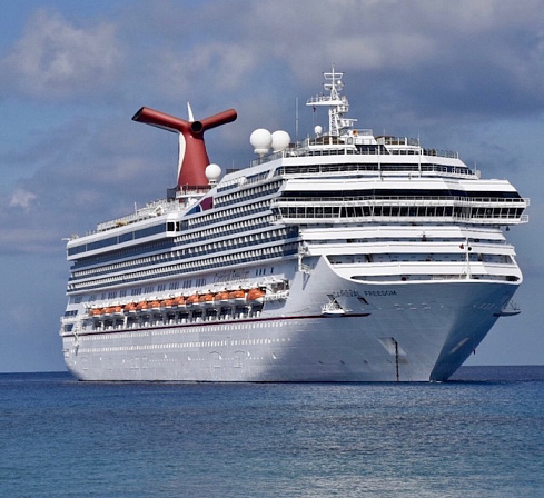 Круизный лайнер Carnival Freedom